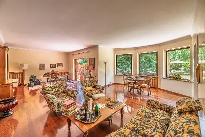 Villa Bifamiliare in vendita, Largo Olgiata, Roma