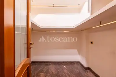 Ufficio in affitto, Via Alessandro Manzoni, Bari