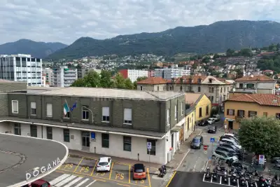 Casa in vendita, Via Bellinzona, Como