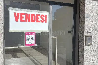 Negozio in vendita, Via Gustavo Cacini, Roma