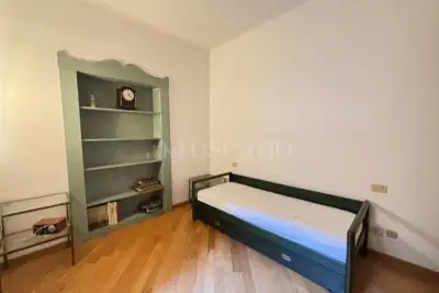 Casa in vendita, Via di San Basilio, Roma