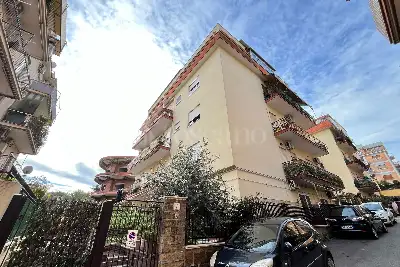 Attico in vendita, Via Pico, Roma