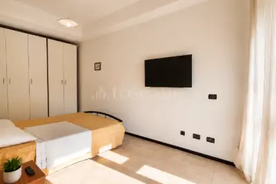 Ufficio in vendita, Via Divisione Acqui, Sirmione