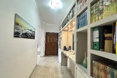 Casa in vendita, Piazza Alfonso Neuschuler, Roma