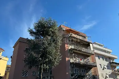 Magazzino in vendita, Viale della Bella Villa, Roma