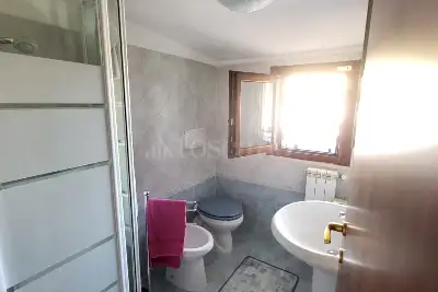 Casa in vendita, Via Rumenia, Pomezia