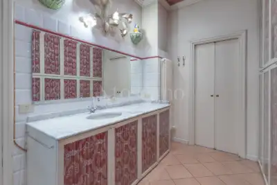 Casa in vendita, Via Correggio, Milano