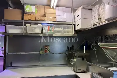 Attività Commerciale in vendita, piazza Fusina, Milano