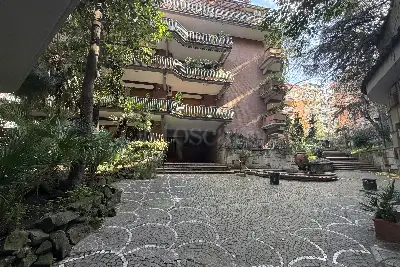 Attico in vendita, Via Isidoro del Lungo, Roma