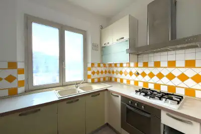 Villino a Schiera in vendita, Via Racconigi, Roma