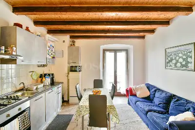 Casa in vendita, Via Vandelli, Como