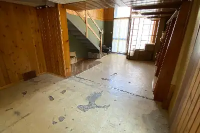 Negozio in vendita, Via Antonietta Castagna, Viggiù