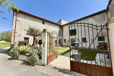 Villa in vendita, Strada Pille, Monzambano