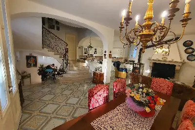 Villa Plurifamiliare in vendita, Via Monte Grappa, Nave