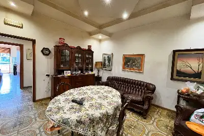 Casa in vendita, Via Veiano, Roma