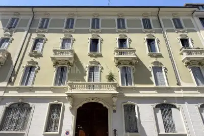 Casa in vendita, Via Pietro Pomponazzi, Milano
