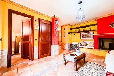 Villino a Schiera in vendita, Via dei Pini, Olbia