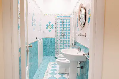 Casa in vendita, Via Maddaloni, Napoli