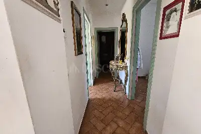 Villa in vendita, Via Rumenia , Pomezia