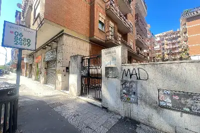 Casa in vendita, Via Arturo Graf, Roma