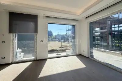 Villa in vendita, Via della Collina, Aprilia