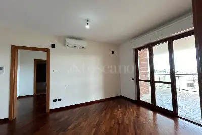 Casa in vendita, Piazza Leon Battista Alberti, Fiumicino