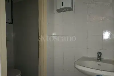 Magazzino in vendita, Via Giuseppe Ginanni, Roma