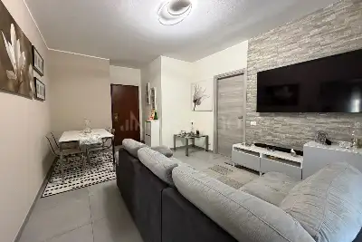 Casa in vendita, Via Fratelli Cervi, Tavazzano con Villavesco