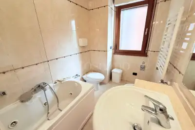 Casa in affitto, Via Budapest, Roma