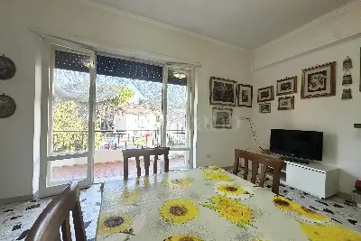 Casa in vendita, Piazza Vittime del Fascismo, Grottaferrata