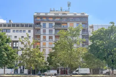 Casa in vendita, Viale Luigi Majno, Milano