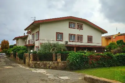 Villa Plurifamiliare in vendita, Via Tespi, Roma