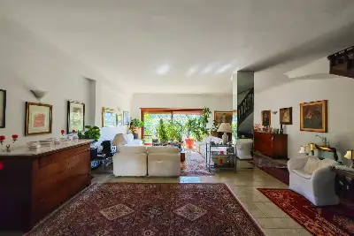 Villino a Schiera in vendita, Via Sofocle , Roma