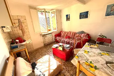 Palazzo in vendita, Via Castiglione, Bologna