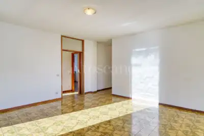 Casa in vendita, Via Statale, Marchirolo