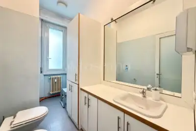 Casa in vendita, Via Zurigo, Milano