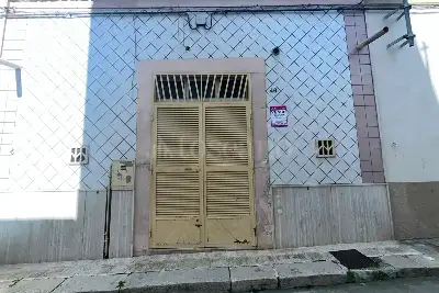 Casa Indipendente in vendita, Via Zezza, Cerignola