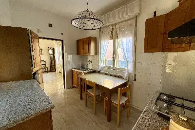 Villino a Schiera in vendita, Via San Francesco d'Assisi, Collebeato