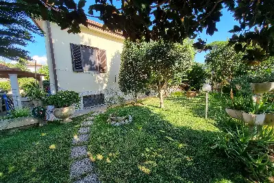 Casa in vendita, VIA BORMIDA 9, Ardea