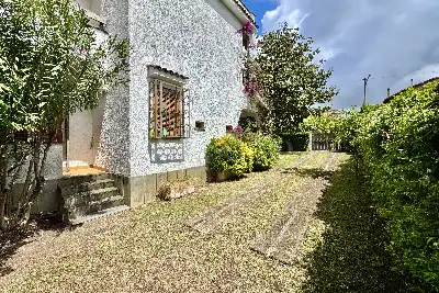 Villa in vendita, Viale delle Pratoline, Anzio