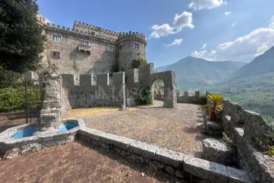 Palazzo in vendita, Via Pianillo, Balsorano