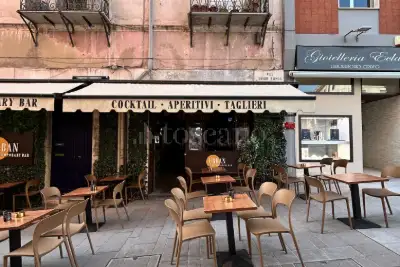 Attività Commerciale in vendita, Via Torre Tonda, Sassari