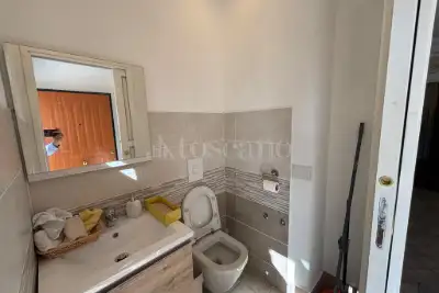 Villa in vendita, Via Montecalvo, Pianoro