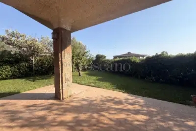 Villa in vendita, Via Piave, Ardea