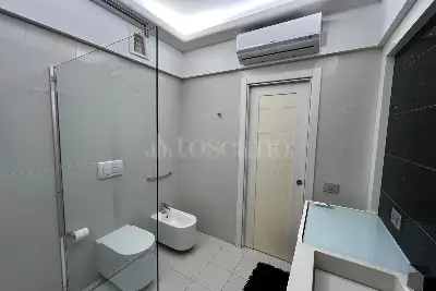 Casa in vendita, Via Francesco Crispi, Bari