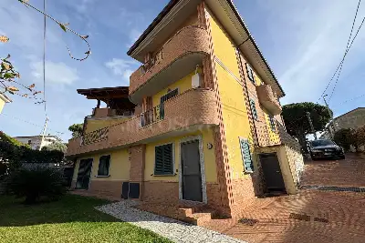 Villa in vendita, Via Nicola Misasi, Catanzaro