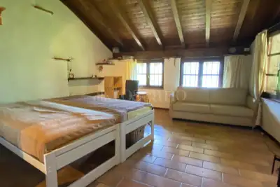 Casa Indipendente in vendita, Via Rovo, Cadegliano-Viconago