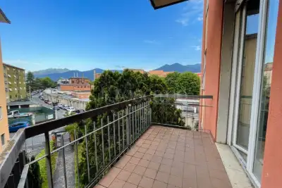 Casa in vendita, Via A. Tosoni, Brescia