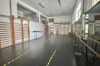 Negozio in affitto, Via Benedetto Croce, Avellino