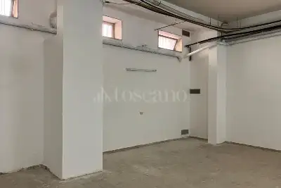 Garage in vendita, Viale Epipoli, Siracusa